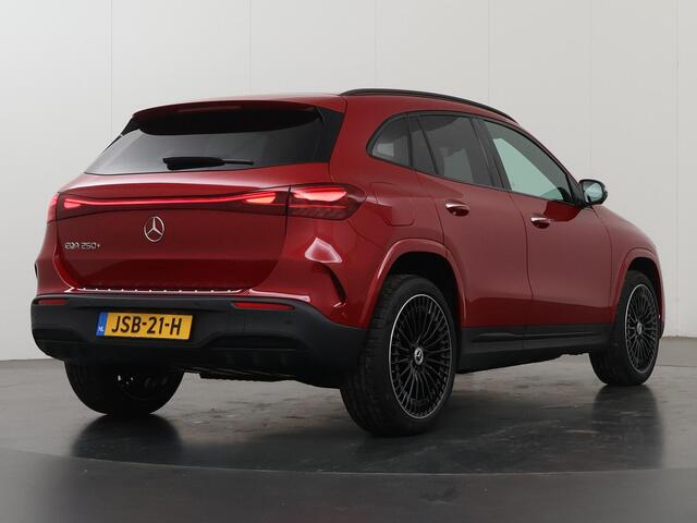 Mercedes-Benz EQA 250+ Business Solution AMG 71 kWh | Panoramaschuifdak | Night | Dodehoekassistent | Head-up | Burmester | Winterpakket |