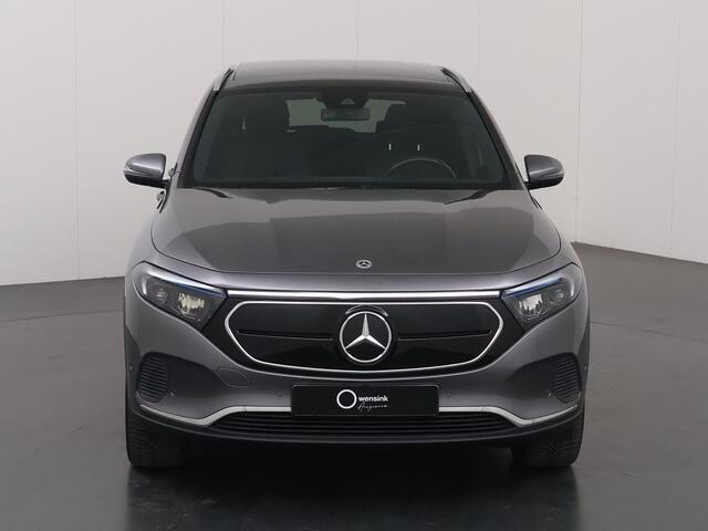 Mercedes-Benz EQA 250 Luxury Line 67 kWh | Panoramadak | Sfeerverlichting | Elektrische achterklep | Achteruitrijcamera |