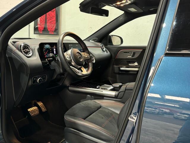 Mercedes-Benz EQA 250 Business Solution AMG 67 kWh | Panoramadak | Night | Memory | Burmester | NL auto | 1e eigenaar |