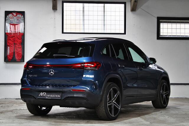 Mercedes-Benz EQA 250 Business Solution AMG 67 kWh | Panoramadak | Night | Memory | Burmester | NL auto | 1e eigenaar |