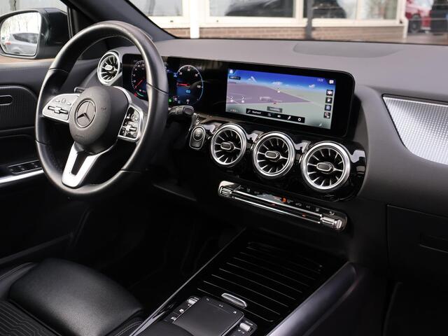 Mercedes-Benz EQA 250 LUXURY 67 kWh SOH 96% + PANORAMA | CAMERA | SFEERVERLICHTING | STOELVERWARMING