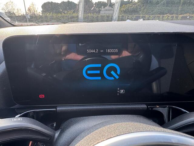 Mercedes-Benz EQA 250 Sport 67 kWh Advanced Pakket, Premium pakket, rij-assistentie pakket Wordt verwacht begin maart