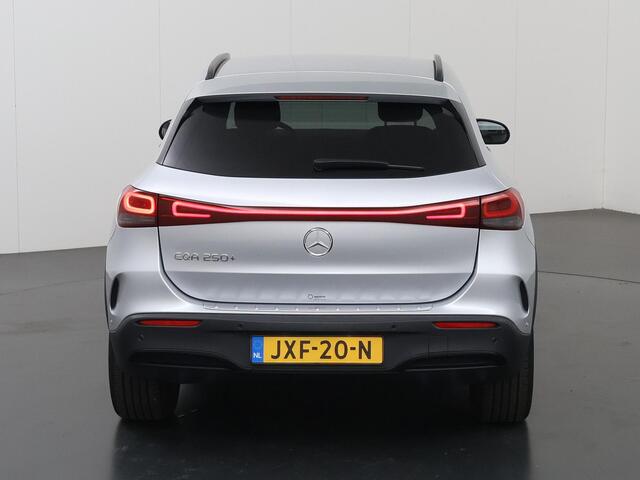 Mercedes-Benz EQA 250+ AMG Line 71 kWh | Night pakket | Stoelverwarming | Widescreen | Sfeerverlichting |