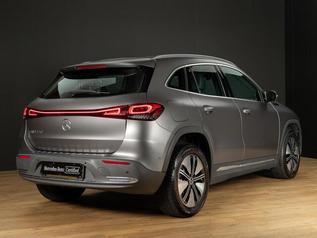 Mercedes-Benz EQA 250 Business Solution Luxury 67 kWh Premium | Panorama dak | Trekhaak