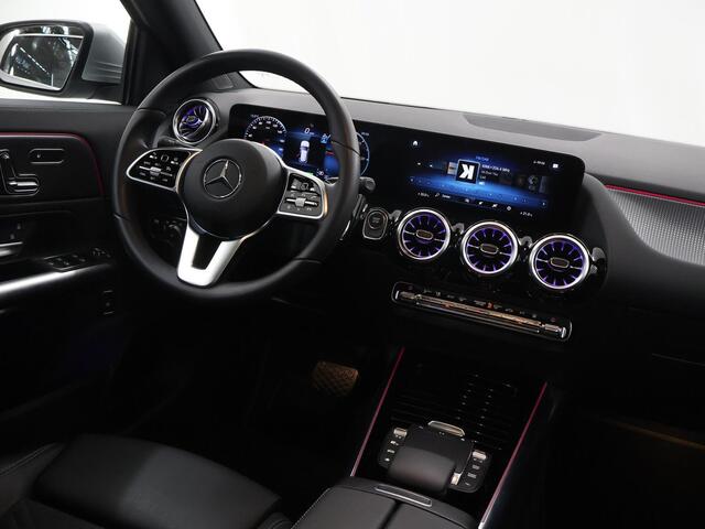 Mercedes-Benz EQA 250+ Business Edition 71 kWh | Memory | Panoramadak | Keyless | 360 graden camera | Getint glas |