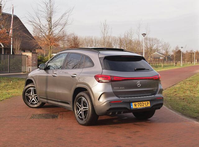 Mercedes-Benz EQA 250 Business Solution AMG 67 kWh | SOH 98% | Panoramadak | Head-Up Display | 360 Camera | Sfeerverlichting | Burmester | NL-Auto |