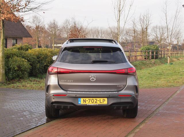 Mercedes-Benz EQA 250 Business Solution AMG 67 kWh | SOH 98% | Panoramadak | Head-Up Display | 360 Camera | Sfeerverlichting | Burmester | NL-Auto |