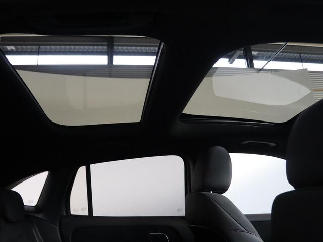 Mercedes-Benz EQA 250+ Business Solution AMG 71 kWh | Panoramaschuifdak | Head-up | Burmester | Trekhaak |