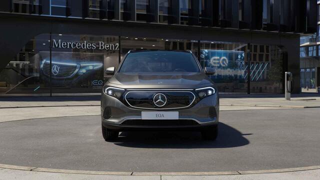 Mercedes-Benz EQA 250 Business Solution Luxury 67 kWh | Plus pakket | Headup display | Panoramadak | Memory | Stoelverwarming | 360 graden camera |