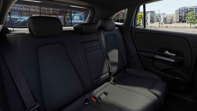 Mercedes-Benz EQA 250 Business Line 67 kWh | Achteruitrijcamera | Stoelverwarming |