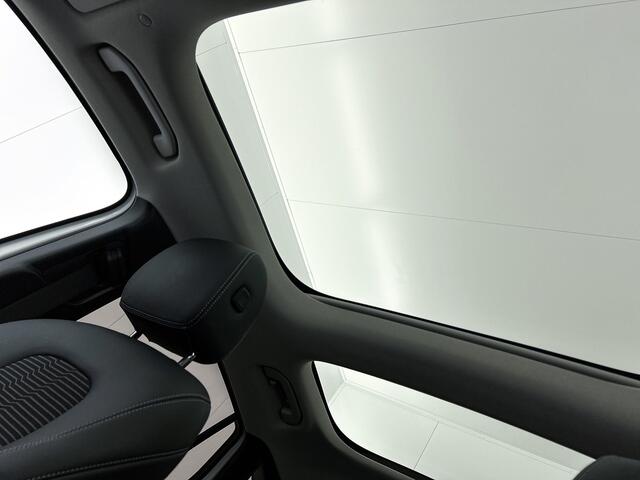 Mercedes-Benz EQA 250 Luxury 67 kWh | Achteruitrij camera | Stoelverwarming | Panoramadak | Navigatie | Sfeerverlichting | Cruis control | Inclusief 24 maanden Mercedes-Benz Certified garantie voor Europa.