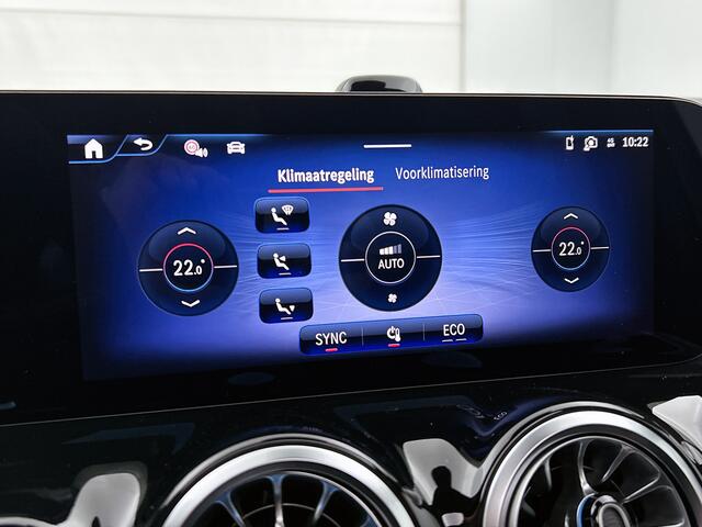 Mercedes-Benz EQA 250+ Business Solution AMG 71 kWh | Nightpakket | GUARD 360° Plus | Trekhaak | Burmester Sound systeem | 360° camera | Head-up display | Memorypakket | Smartphone integratie | Panoramaschuifdak |