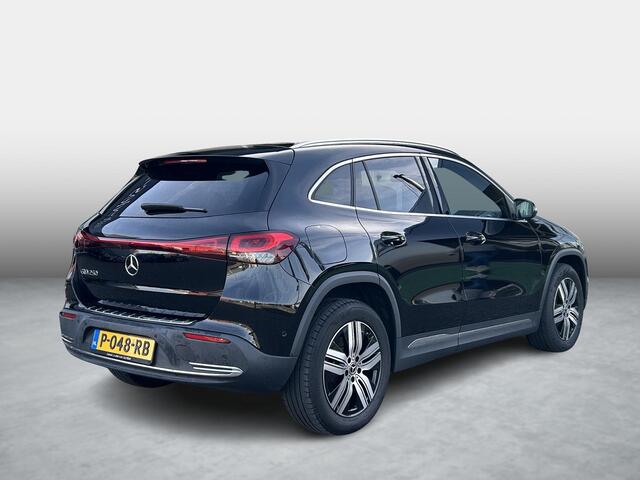 Mercedes-Benz EQA 250 Business Solution Luxury 67 kWh | Stoelverwarming | Cruise Control | Sfeerverlichting