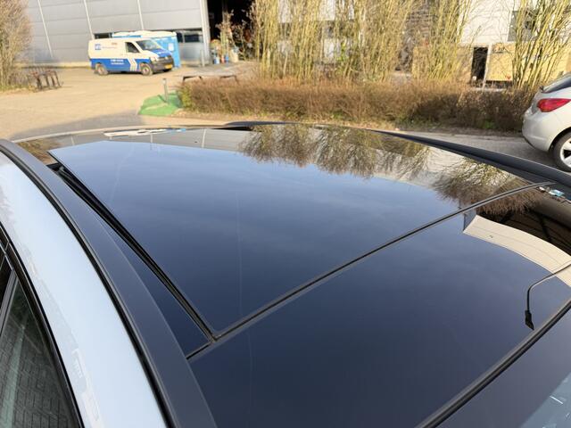 Mercedes-Benz EQA 250 Business Solution AMG 67 kWh Pano-Dak | Memory | Keyless | 360-Camera | Night