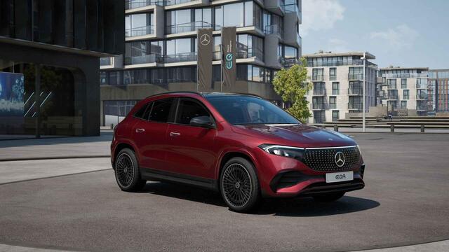Mercedes-Benz EQA 250+ Business Solution AMG 71 kWh | Panoramaschuifdak | Head-up | Burmester | Winterpakket | 20"LM velgen | Trekhaak |