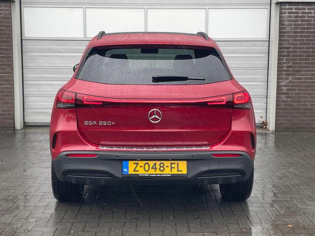 Mercedes-Benz EQA 250+ AMG | Panoramadak | Rijassistentie |