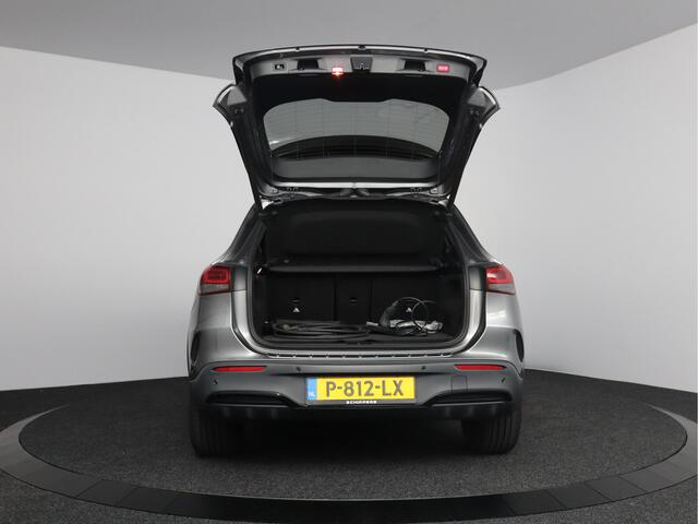 Mercedes-Benz EQA 250 Business Solution AMG 67 kWh | Trekhaak | 419 KM WLTP | Ambient verlichting |