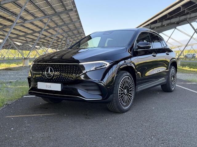 Mercedes-Benz EQA 250+ Business Solution AMG 71 kWh | Panoramaschuifdak | Leder | Head-up | Burmester | Winterpakket |