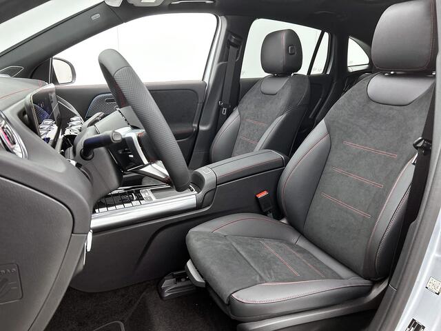Mercedes-Benz EQA 250+ Business Solution AMG 71 kWh | Nightpakket | Premium pakket | Smartphone integratie | Panoramaschuifdak | Stuurwielpaddles gegalvaniseerd | Sfeerverlichting | Sierdeel van achteren verlicht |