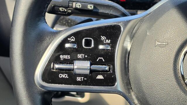 Mercedes-Benz EQA 250 Business Solution Luxury 67 kWh | Stoelverwarming | Beige leder | Carplay | Keyless | Distronic ACC