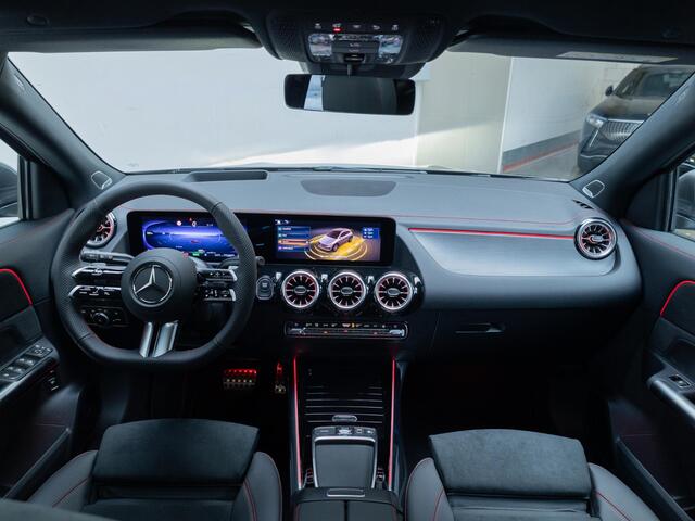 Mercedes-Benz EQA 250+ Business Solution AMG 71 kWh Panorama dak