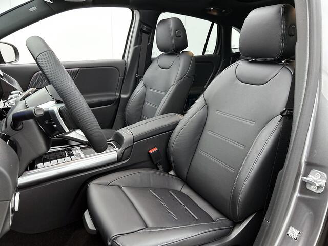 Mercedes-Benz EQA 250+ Business Solution AMG 71 kWh | Premium pakket | Nightpakket | AMG leder pakket | DISTRONIC | Panoramaschuifdak | 20 inch multispaaks lichtmetalen velgen | Smartphone integratie | 360° camera |