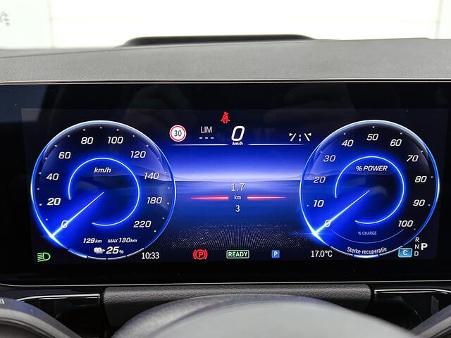 Mercedes-Benz EQA 250+ Business Solution AMG 71 kWh | Premium pakket | Winterpakket | Nightpakket | Trekhaak | DISTRONIC | Panoramaschuifdak | 20 inch multispaaks lichtmetalen velgen | 360° camera |