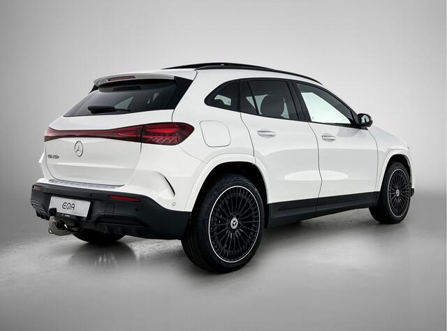 Mercedes-Benz EQA 250+ Business Solution AMG 71 kWh | Premium pakket | Winterpakket | Nightpakket | Trekhaak | Panoramaschuifdak | DISTRONIC | 20 inch multispaaks lichtmetalen velgen |