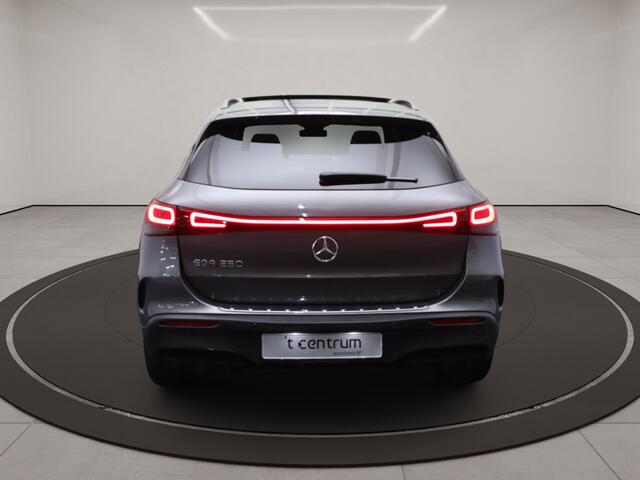 Mercedes-Benz EQA 250 AMG Line 67 kWh 190 PK, Panoramadak, Leder, Stoelkoeling-Verwarming, Sfeerverlichting