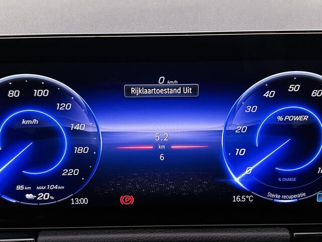Mercedes-Benz EQA 250+ Business Solution AMG 71 kWh | Premium pakket | Nightpakket | DISTRONIC | Panoramaschuifdak | 360° camera | 20 inch multispaaks lichtmetalen velgen | Burmester Surround Sound |