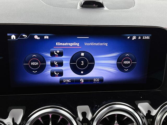 Mercedes-Benz EQA 250+ Business Solution AMG 71 kWh | Premium pakket | Nightpakket | DISTRONIC | Panoramaschuifdak | 360° camera | 20 inch multispaaks lichtmetalen velgen | Burmester Surround Sound |