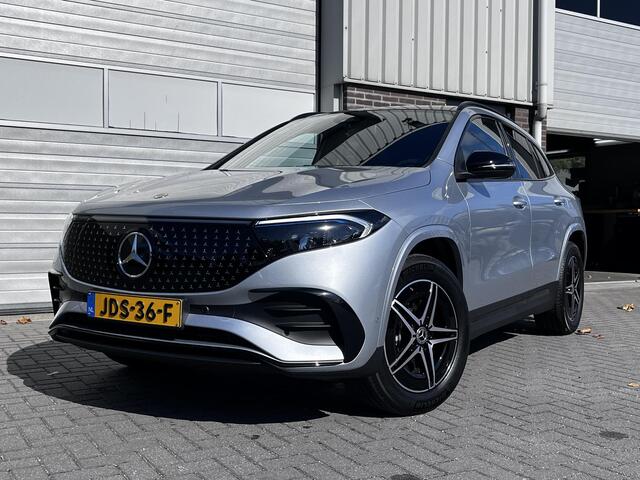 Mercedes-Benz EQA 250+ AMG | Night Pakket | Panoramadak | Trekhaak | Dodehoekassistent | Apple CarPlay | Android Auto | Advanced Sound System | Stoelverwarming | Sfeerverlichting | Parkeersensoren | Achteruitrijcamera | Elektrische Achterklep