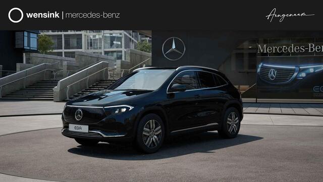 Mercedes-Benz EQA 250+ Business Solution Luxury 71 kWh | Panoramaschuifdak | Rijassistentiepakket | Burmester | Achteruitrijcamera | Dodehoekassistent |