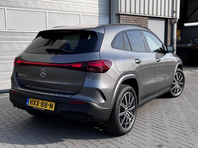 Mercedes-Benz EQA 250+ AMG Line | Night Pakket | Panoramadak | Dodehoekassistent | Sierdelen Lindenhout Zwart | Apple CarPlay | Android Auto | Advanced Sound System | Stoelverwarming | Sfeerverlichting | Achteruitrijcamera | Elektrisch Inklapbare Buitenspiegels