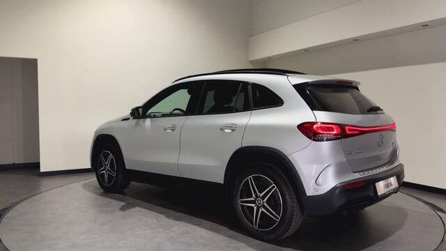 Mercedes-Benz EQA 300 4MATIC Business Solution 67 kWh | AMG Styling |