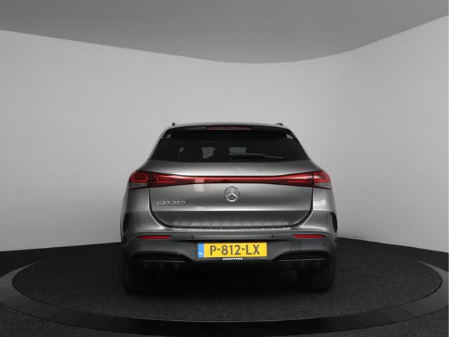 Mercedes-Benz EQA 250 Business Solution AMG 67 kWh | Trekhaak | 419 KM WLTP | Ambient verlichting |