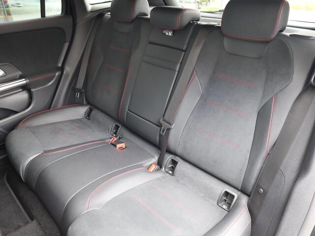 Mercedes-Benz EQA 250 AMG Line 67 kWh