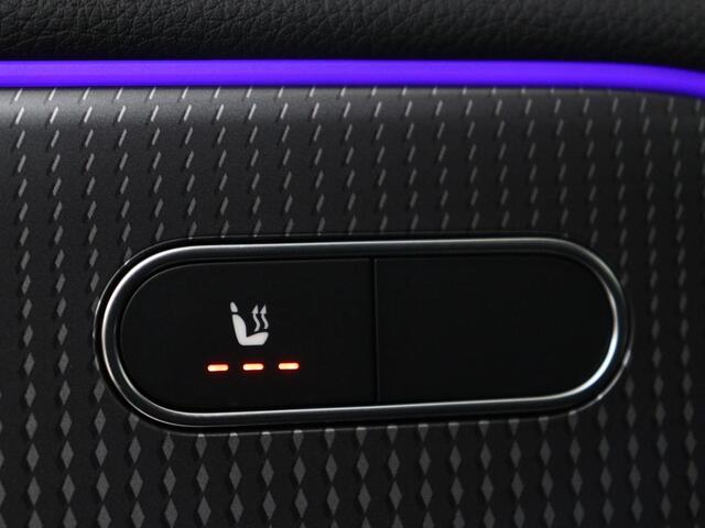 Mercedes-Benz EQA 250 Business Solution AMG 67 kWh | SOH 92.8% | Panoramadak | Head-up | Trekhaak | 360 camera | Adaptive cruise | Memory | Sfeerverlichting | Half Leder | Stoelverwarming | Carplay |