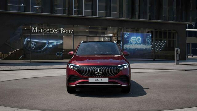 Mercedes-Benz EQA 250+ Business Solution AMG 71 kWh | Panoramaschuifdak | Dodehoekassistent | Head-up | Burmester |