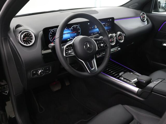 Mercedes-Benz EQA 250 Luxury 67 kWh | Trekhaak | Stoelverwarming |