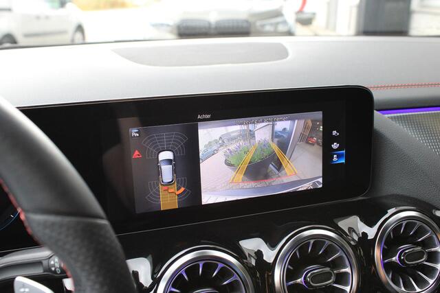 Mercedes-Benz EQA 250 AMG Camera | Trekhaak | Keyless | Widescreen | Sfeerverlichting | 94,2% SOH | Dealer Onderhouden