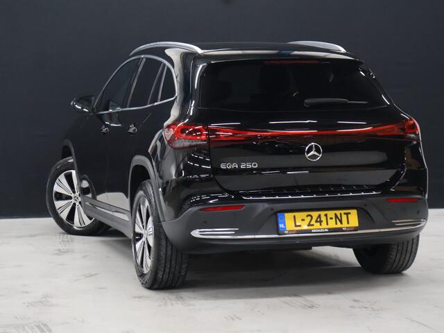 Mercedes-Benz EQA 250 Business Solution Luxury 67 kWh [ADAPTIVE CRUISE, STOELVERWARMING, CAMERA, SFEERVERLICHTING, PDC V + A, CLIMATE, NAVIGATIE, DIGITAL DASH, ELEKTRISCHE ACHTERKLEP, KEYLESS START, DODEHOEKASSISTENT, LED]