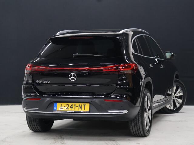Mercedes-Benz EQA 250 Business Solution Luxury 67 kWh [ADAPTIVE CRUISE, STOELVERWARMING, CAMERA, SFEERVERLICHTING, PDC V + A, CLIMATE, NAVIGATIE, DIGITAL DASH, ELEKTRISCHE ACHTERKLEP, KEYLESS START, DODEHOEKASSISTENT, LED]