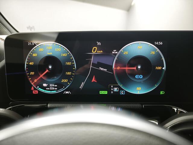 Mercedes-Benz EQA 250 AMG Line 67 kWh | Camera | Keyless Entry | Elektrische achterklep |