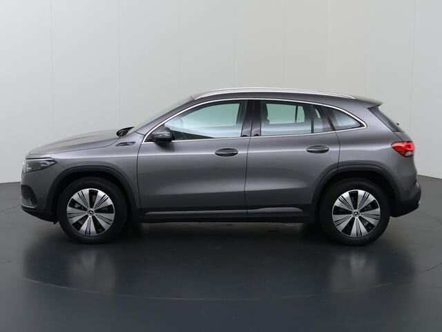 Mercedes-Benz EQA 250 Business Solution Luxury 67 kWh | Trekhaak | Stoelverwarming |