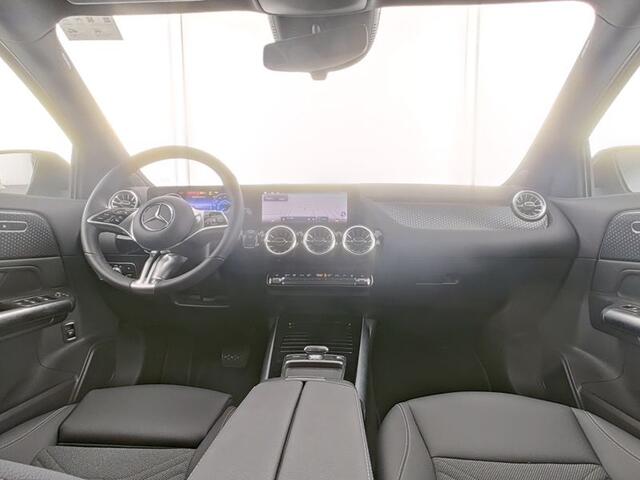 Mercedes-Benz EQA 250+ Business Line 71 kWh Ledkoplampen | Parkeerpakket met achteruitrijcamera |Sfeerverlichting | Dodehoekassistent. Inclusief 24 maanden MB Certified garantie voor Europa.