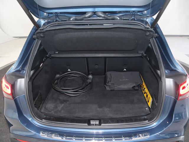 Mercedes-Benz EQA 250 Business Line 67 kWh | Achteruitrijcamera | Stoelverwarming |