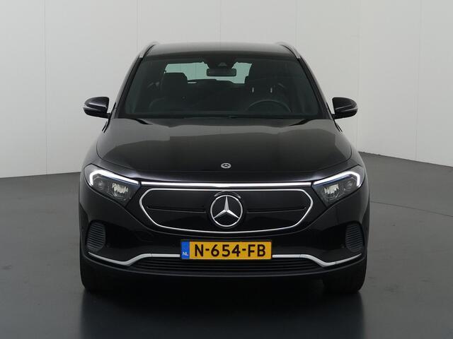 Mercedes-Benz EQA 300 4MATIC Business Solution Luxury 67 kWh | Stoelverwarming | Parktronic | Achteruitrijcamera | Sfeerverlichting |