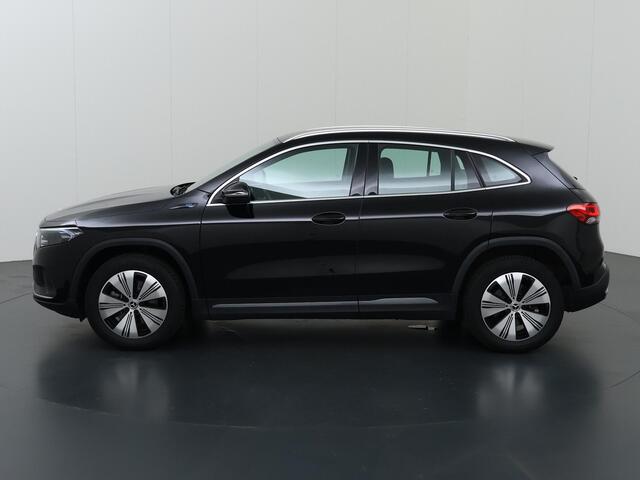 Mercedes-Benz EQA 300 4MATIC Business Solution Luxury 67 kWh | Stoelverwarming | Parktronic | Achteruitrijcamera | Sfeerverlichting |