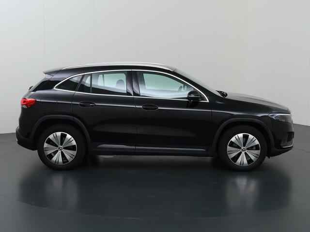 Mercedes-Benz EQA 300 4MATIC Business Solution Luxury 67 kWh | Stoelverwarming | Parktronic | Achteruitrijcamera | Sfeerverlichting |